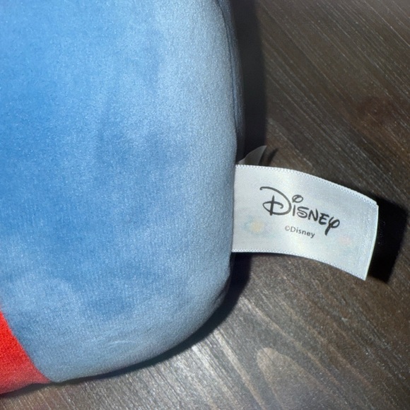 Squishmallows Disney Stitch 8” Red Santa Hat Fur Matching Scarf Christmas NWT - Picture 7 of 7